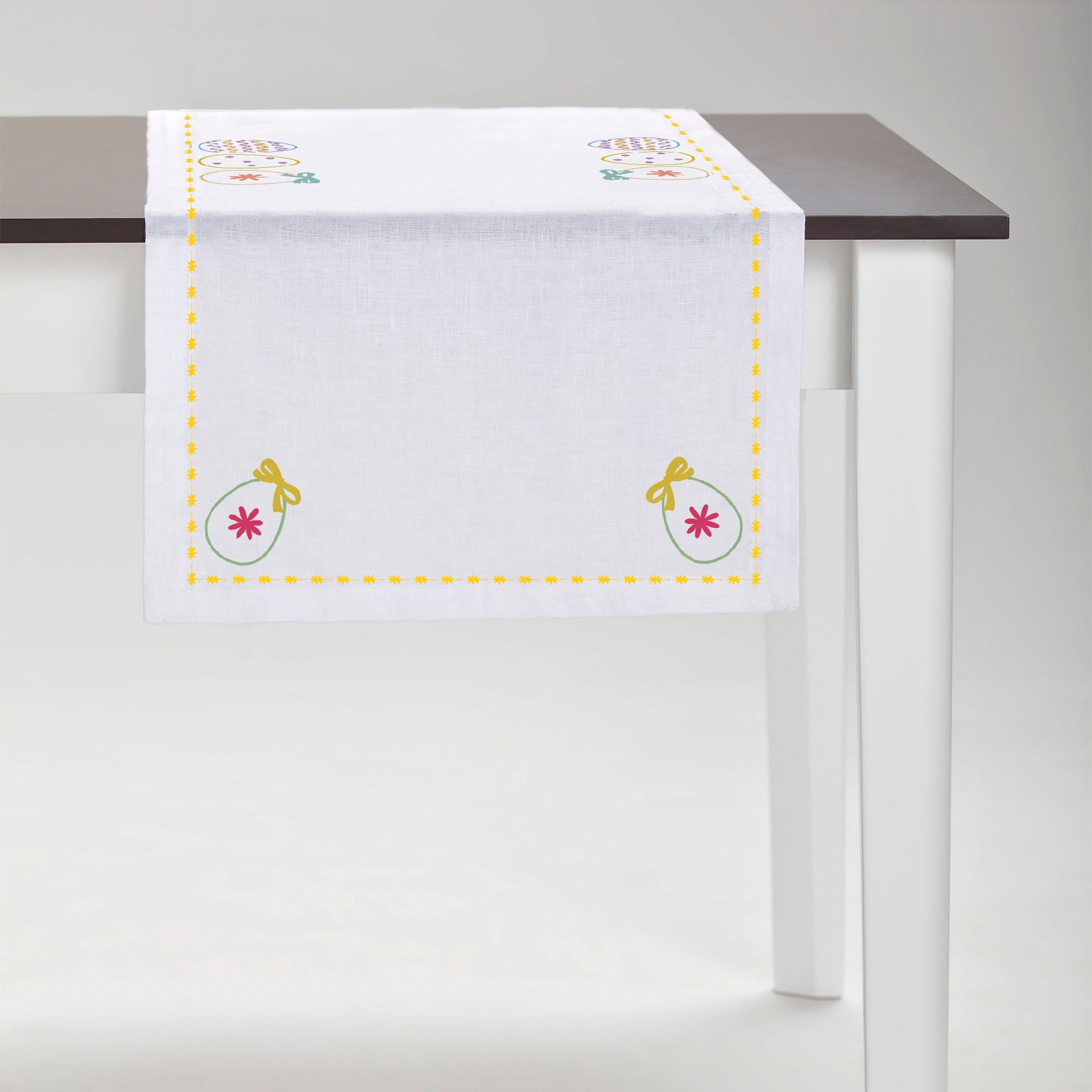 Runner Da Tavola Pasquale Con Coniglietti E Uova Ricamati – 40x140 Cm, Bianco E Blu, Moderno - 3